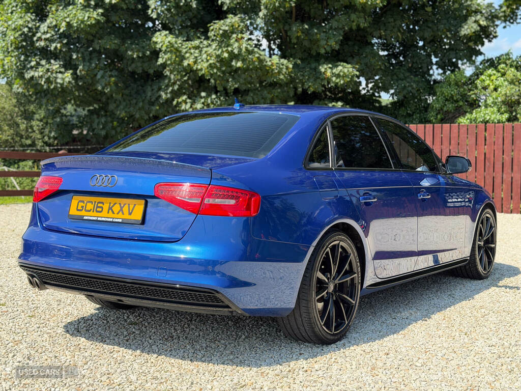 Audi A4 2.0 Tdi 177 Black Edition Plus Blue #6