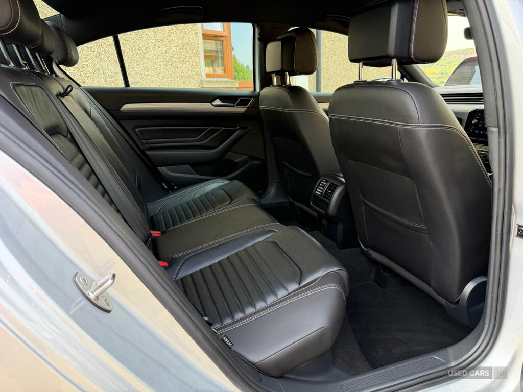 Volkswagen Passat Sel Grey #10