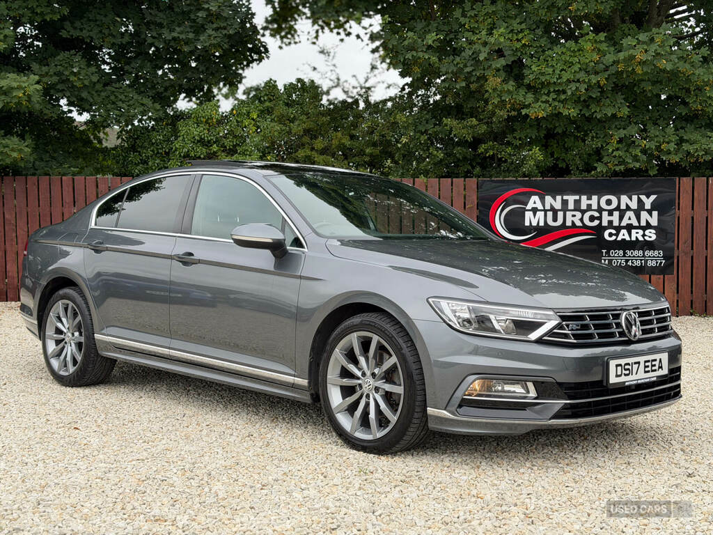 Volkswagen Passat 2.0 Tdi Scr 190 R-line Panoramic Roof Grey