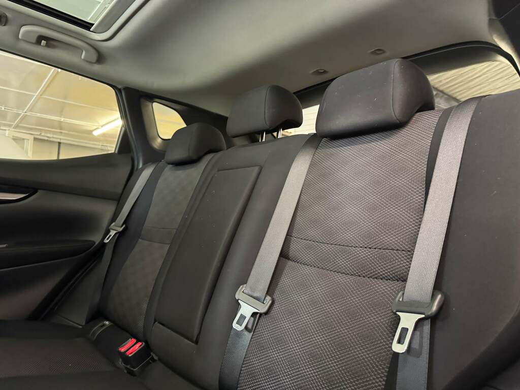 Nissan Qashqai 1.5 Dci N-tec Plus 108 Bhp Grey #10