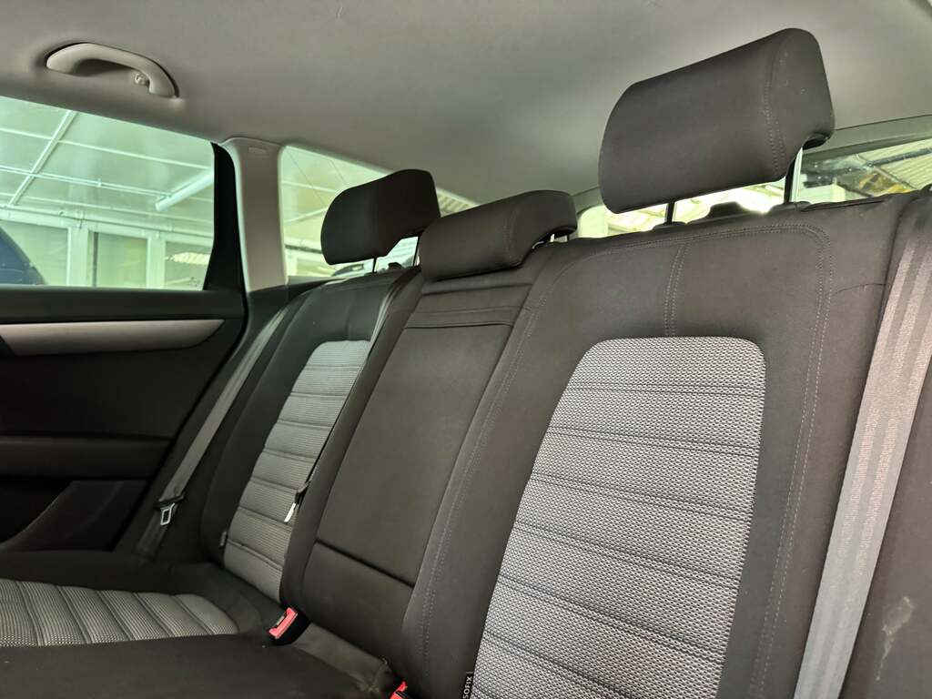 Volkswagen Passat Estate 2.0 Tdi Bluemotion Tech Sport Euro 5 Ss Black #9