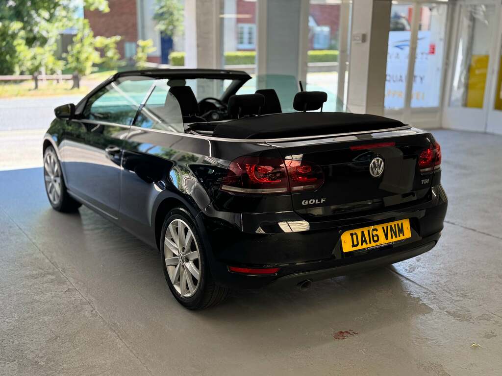Volkswagen Golf Gtd Red #4
