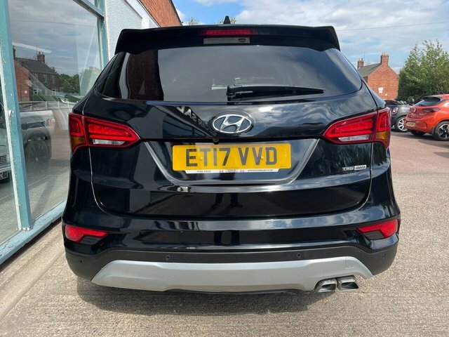 Hyundai Santa Fe 2.2 Crdi Blue Drive Premium Suv 4W Black #4