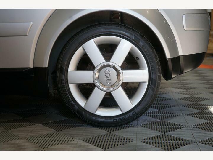 Audi A2 Hatchback 1.4 Silver #37