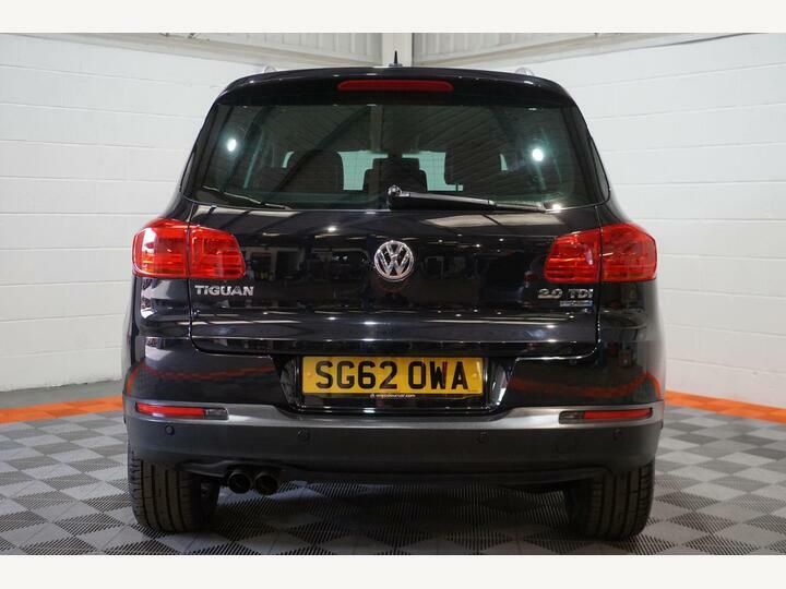 Volkswagen Tiguan Estate 2.0Tdi Bluemotion Tech Se 4Motion Dsg 2012 White #21