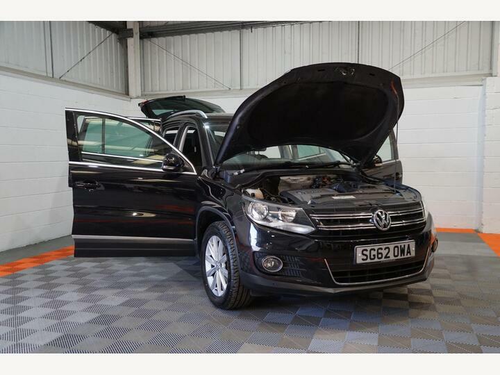 Volkswagen Tiguan Estate 2.0Tdi Bluemotion Tech Se 4Motion Dsg 2012 White #13