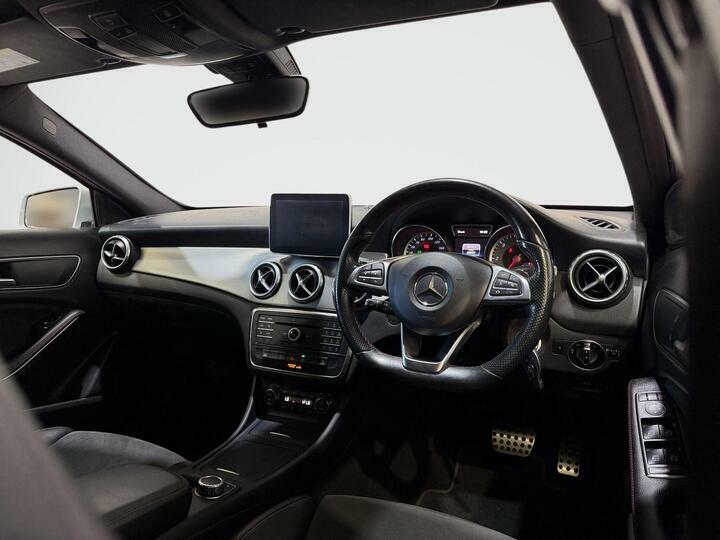 Mercedes-Benz GLA Class 2.1 Gla220d Amg Line 7G-dct 4Matic Euro 6 Ss GY65OJV Silver #3