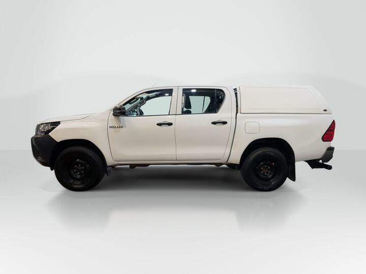 Toyota HILUX 2.4 D-4d Active 4Wd Euro 6 3.5T White