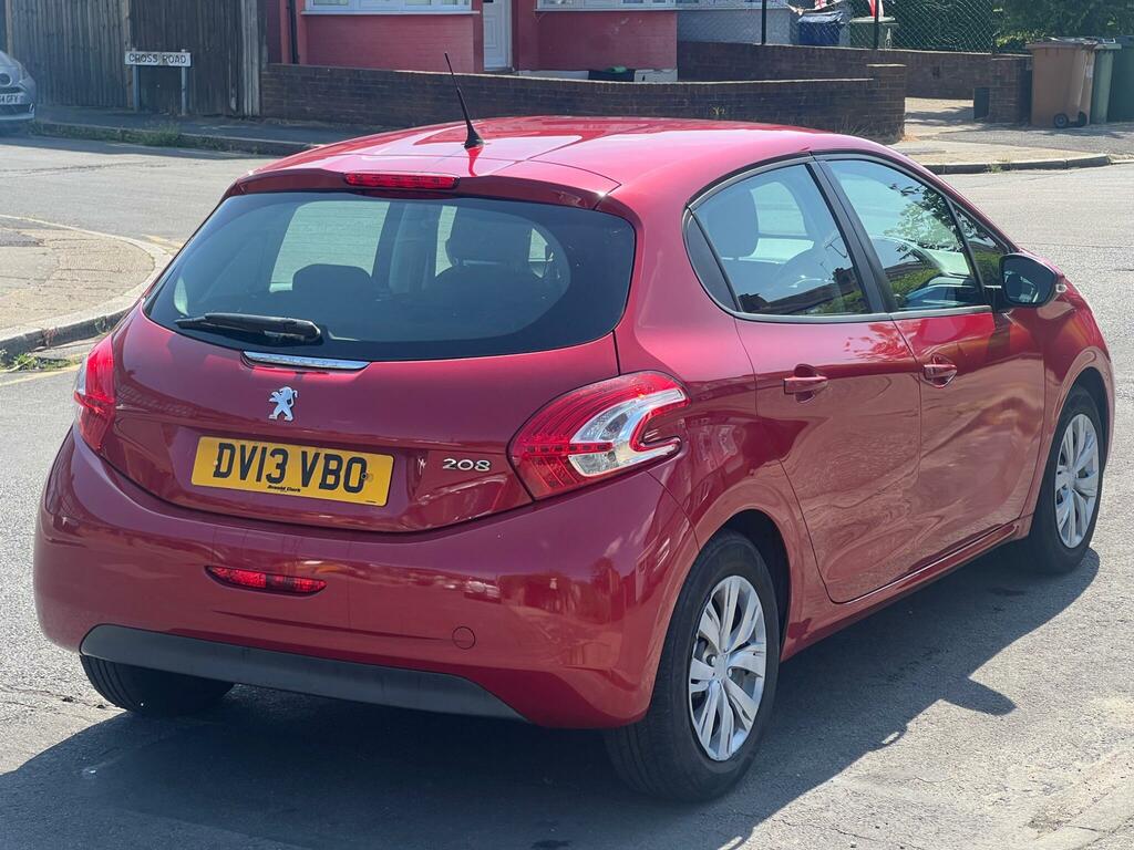 Peugeot 208 Access White #6
