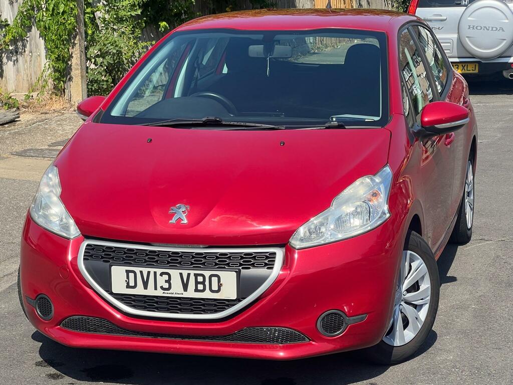 Peugeot 208 Access White #18