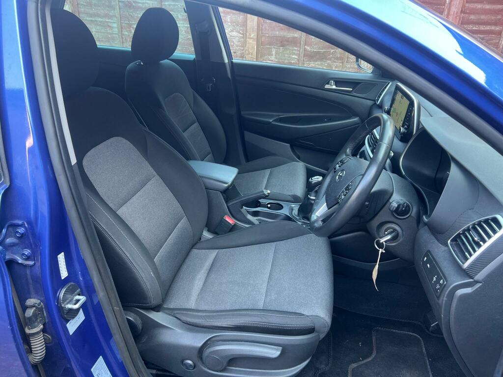 Hyundai Tucson Se Nav White #22