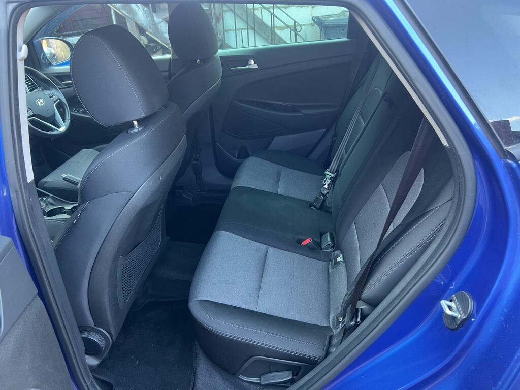 Hyundai Tucson Se Nav White #25