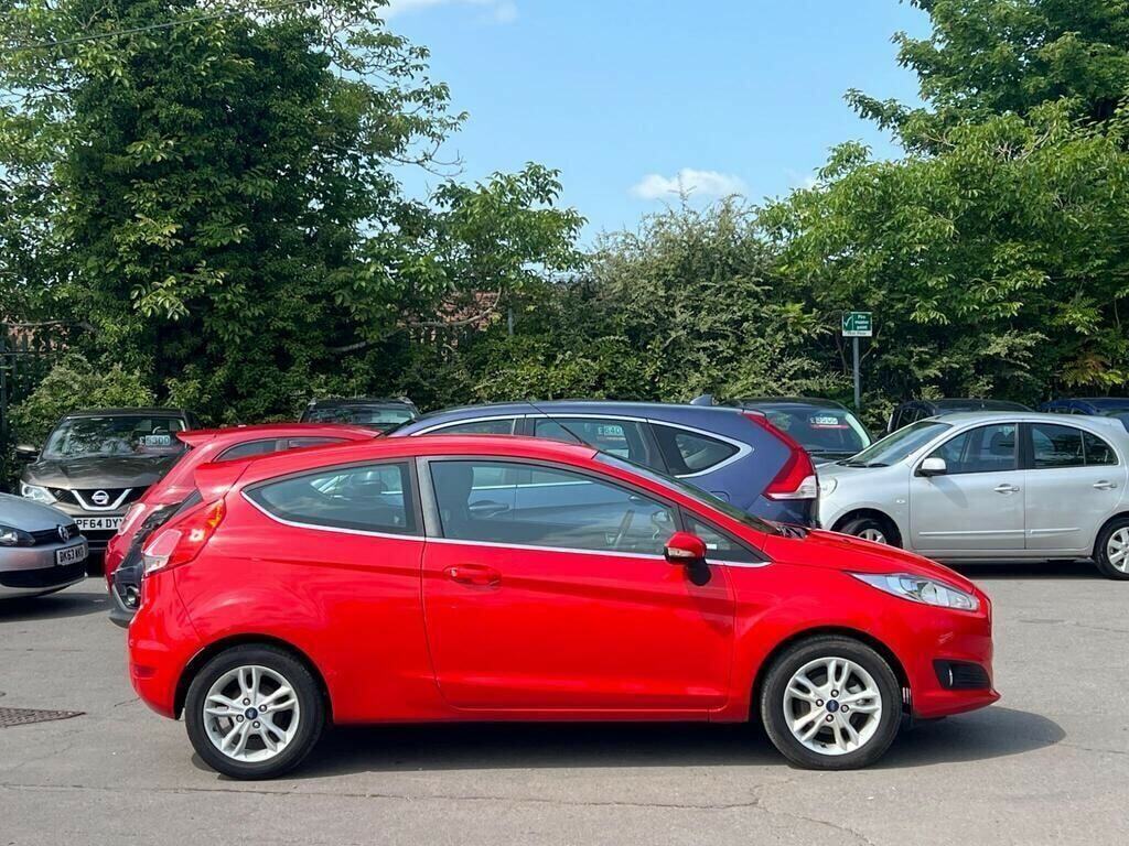 Ford Fiesta 1.25 Zetec Euro 6 CV15XHO Red #6