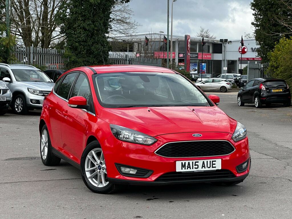 Ford Focus 1.0T Ecoboost Zetec Euro 6 Ss Red