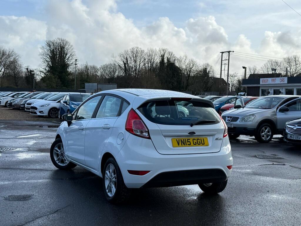 Ford Fiesta 1.0 Zetec Euro 5 Ss VN15GGU White #5