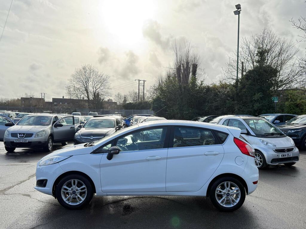 Ford Fiesta 1.0 Zetec Euro 5 Ss VN15GGU White #4