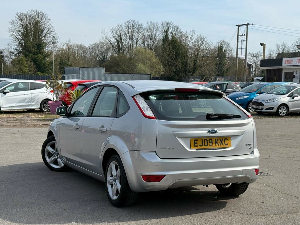 Ford Focus 1.6 Zetec EJ09KXC Silver #5