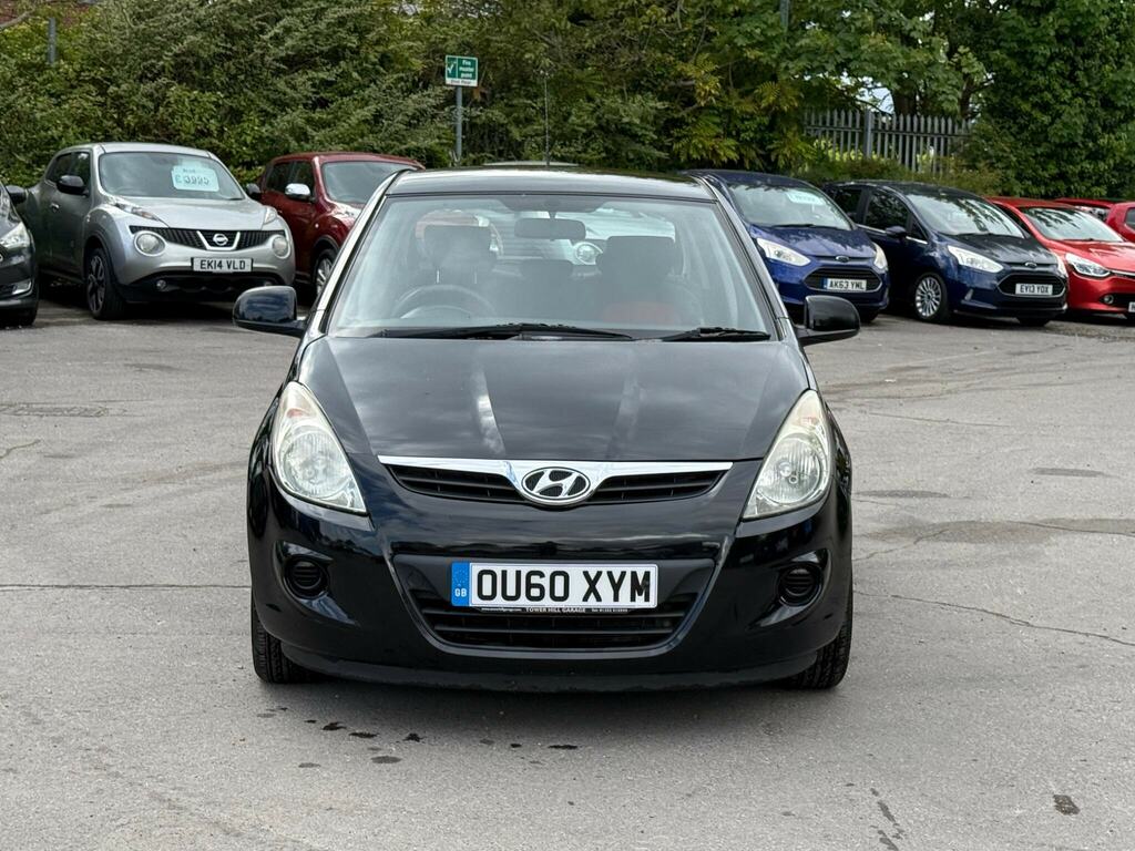 Hyundai I20 1.4 Comfort Euro 5 Black #2