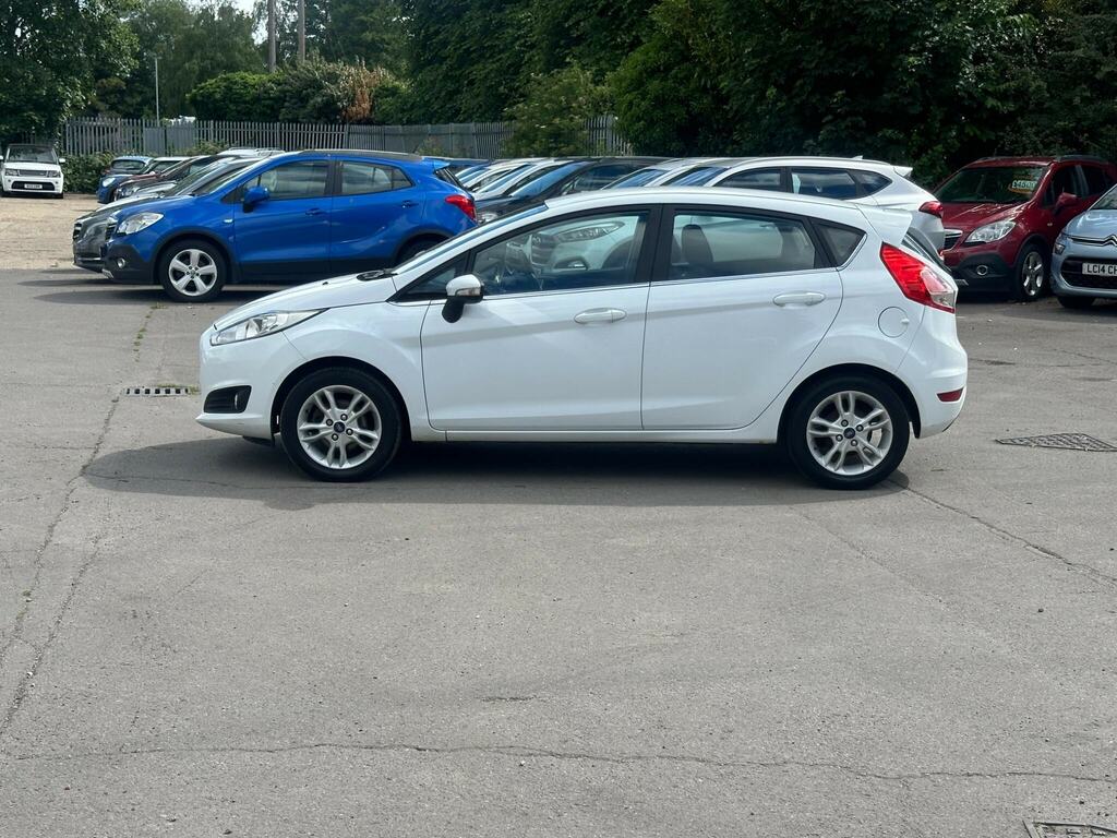 Ford Fiesta 1.25 Zetec Euro 5 BN64MYS White #5