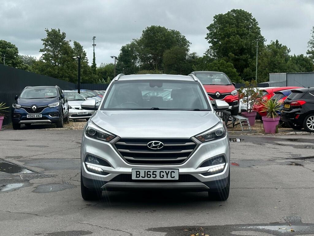 Hyundai Tucson 1.7 Crdi Blue Drive Se Nav Euro 6 Ss BJ65GYC #2