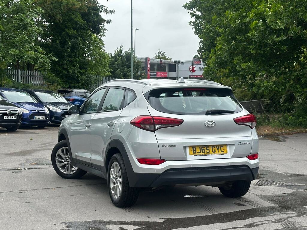 Hyundai Tucson 1.7 Crdi Blue Drive Se Nav Euro 6 Ss BJ65GYC #4
