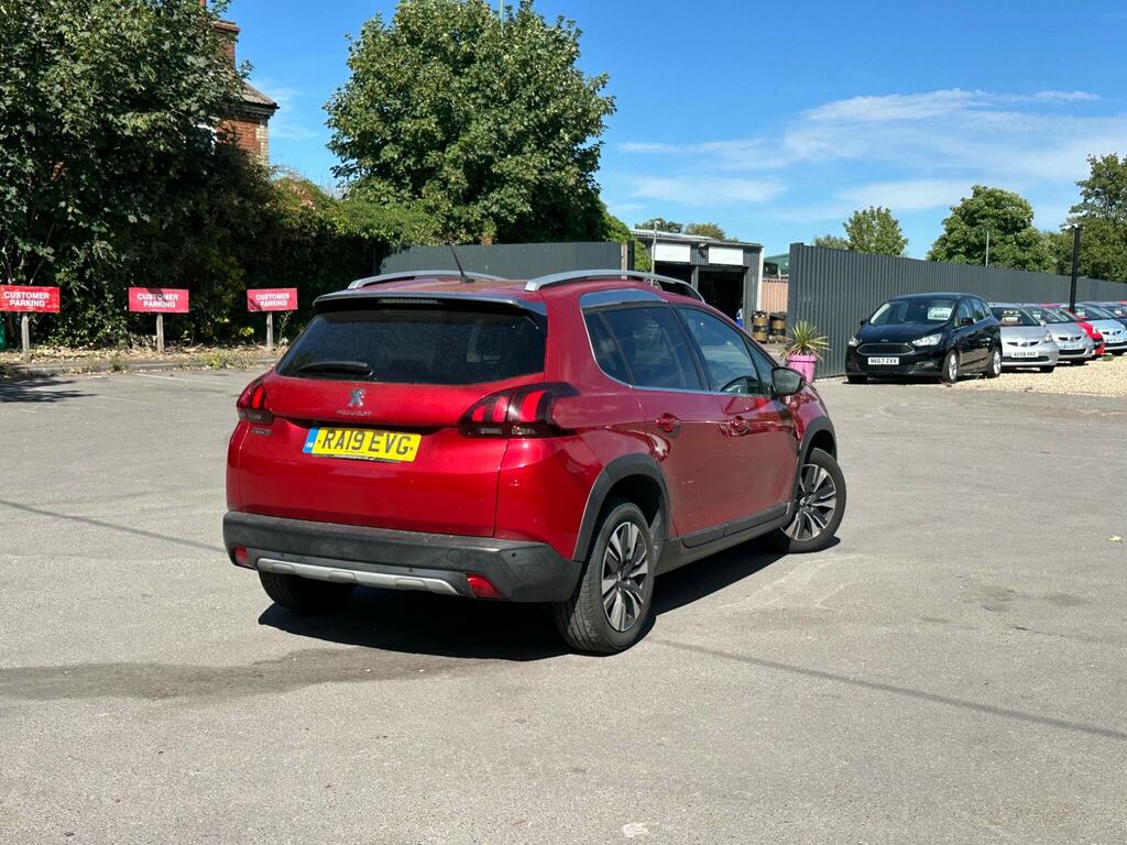 Peugeot 2008 1.2 Puretech Allure Premium Euro 6 Ss  #6