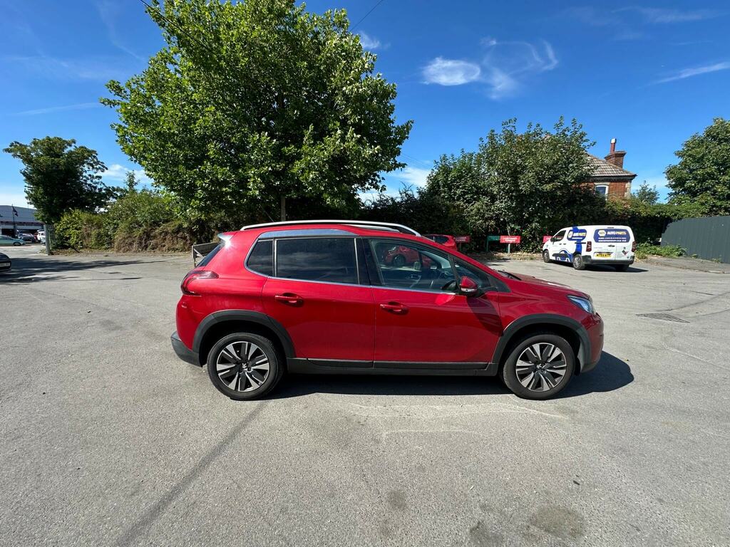 Peugeot 2008 1.2 Puretech Allure Premium Euro 6 Ss  #5