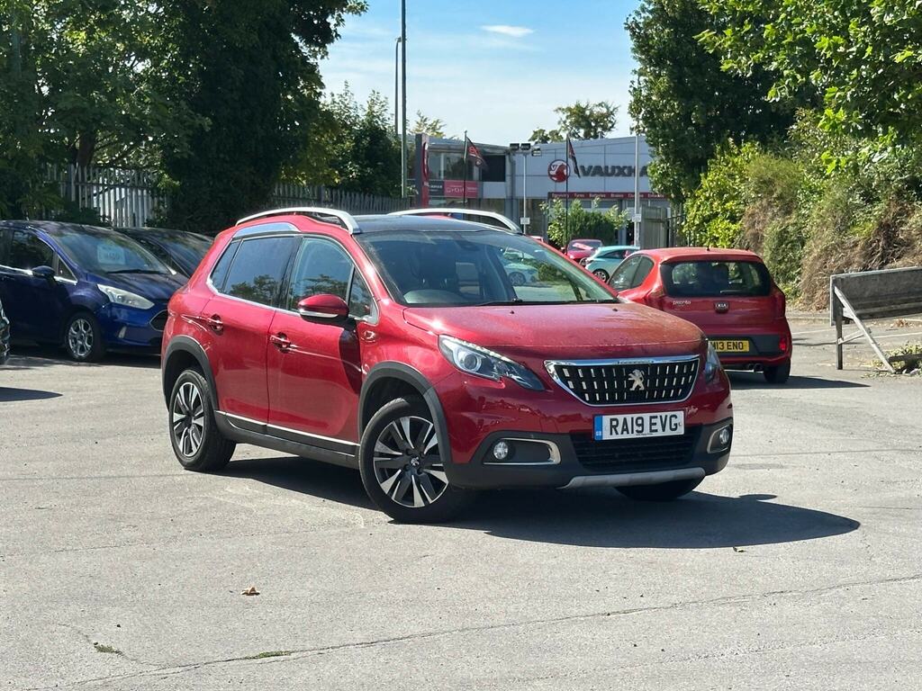 Peugeot 2008 1.2 Puretech Allure Premium Euro 6 Ss 
