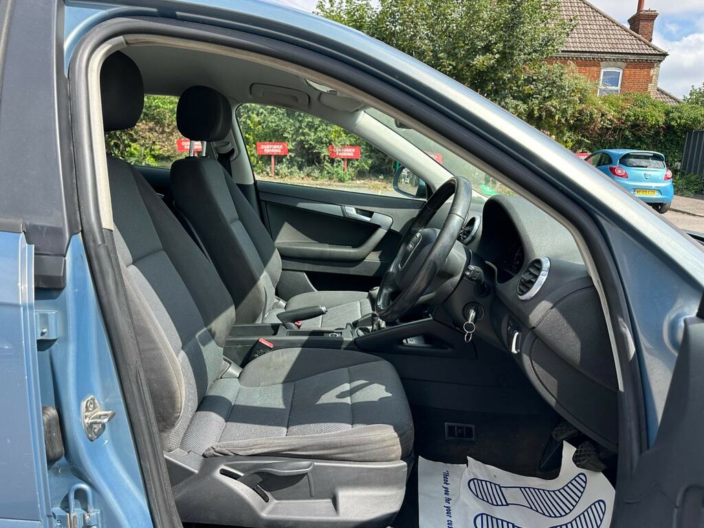 Audi A3 1.6 Mpi Convertible 101 Bhp Black #9