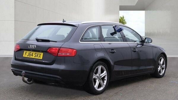 Audi A4 Avant 2L Black Edition White #8