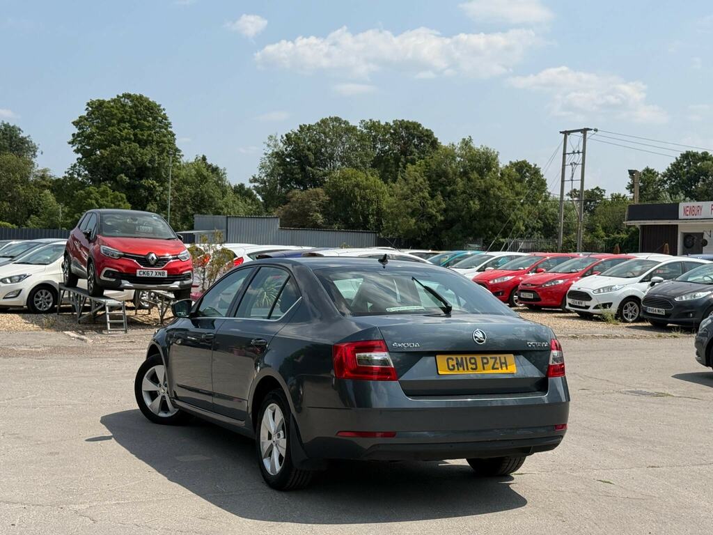 Skoda Octavia 1.0 Tsi Se Technology Euro 6 Ss GM19PZH Grey #5