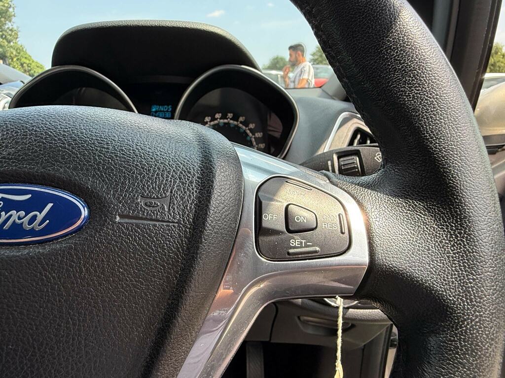 Ford B-Max 1.5 Tdci Zetec Euro 5 Silver #26