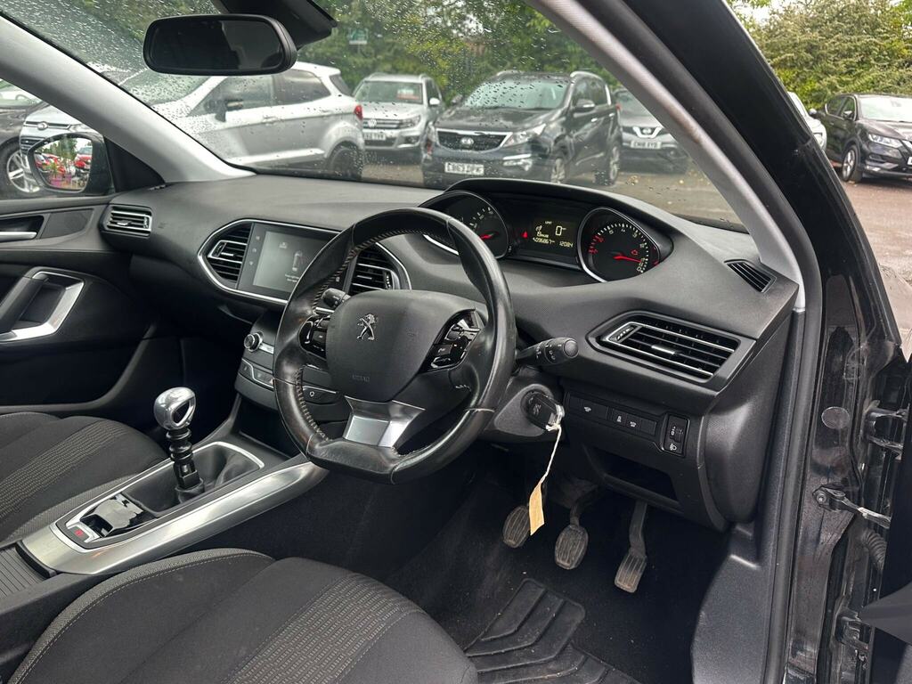 Peugeot 308 Hatchback Black #15