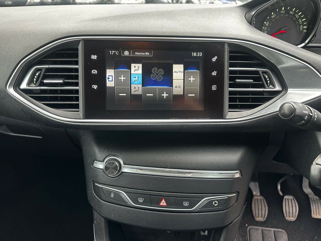 Peugeot 308 Hatchback Black #21