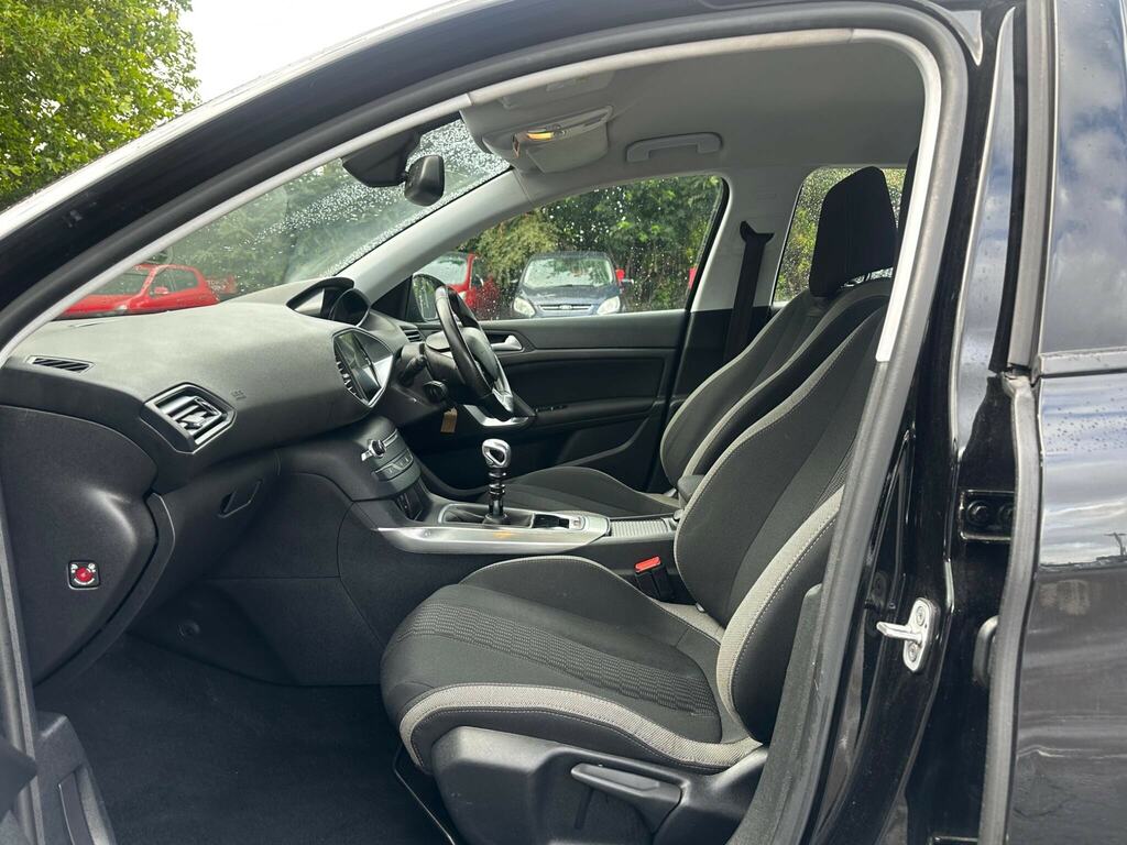 Peugeot 308 Hatchback Black #9