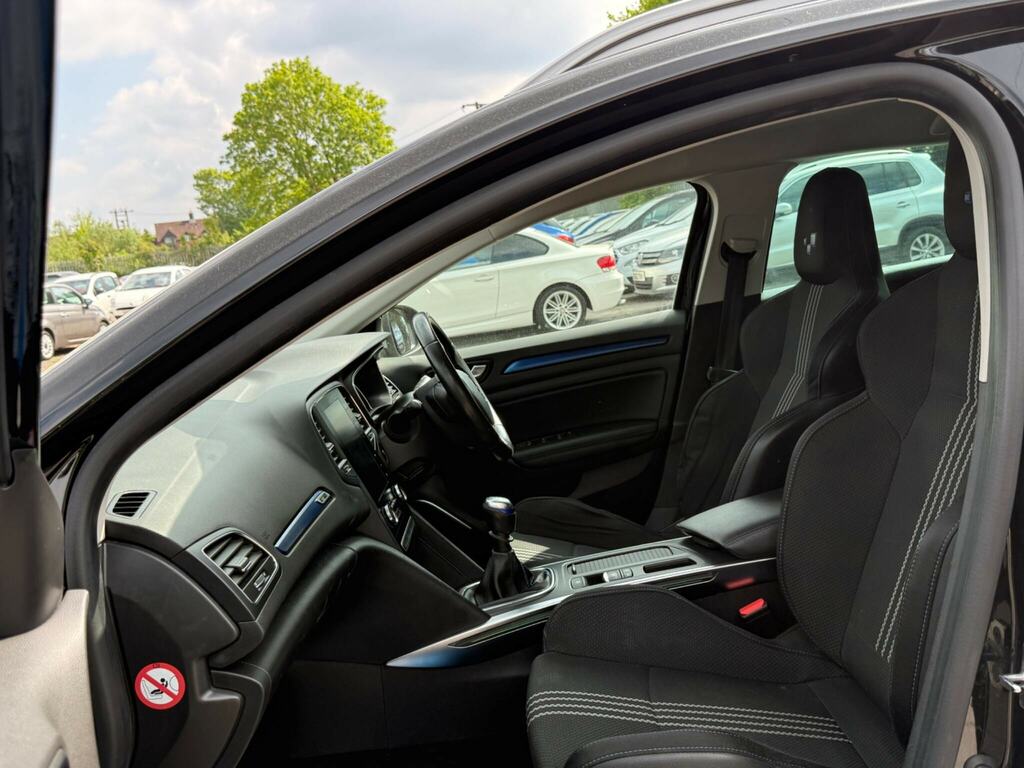 Renault Megane 1.6 Dynamique Vvt 110 Bhp Black #12