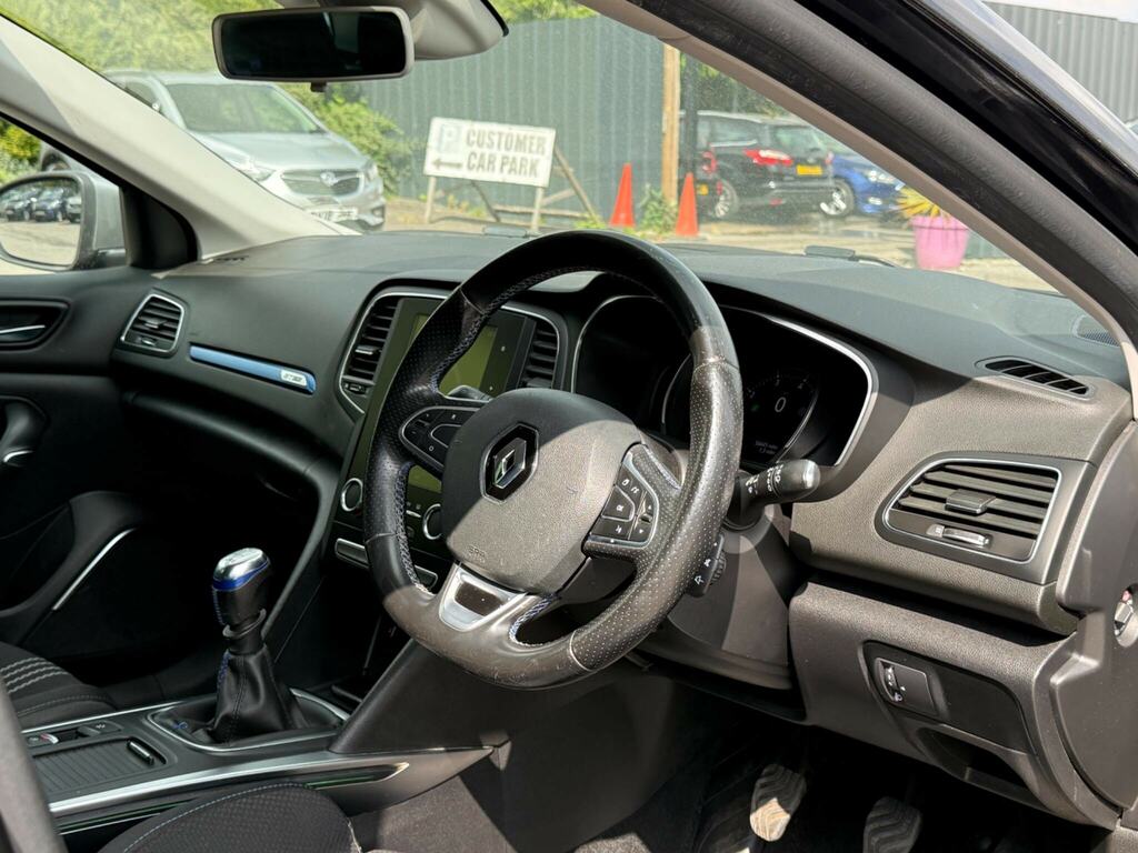 Renault Megane 1.6 Dynamique Vvt 110 Bhp Black #18