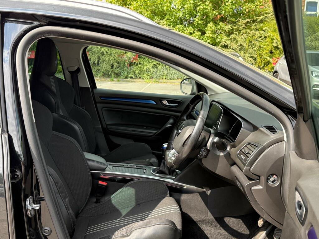 Renault Megane 1.6 Dynamique Vvt 110 Bhp Black #15