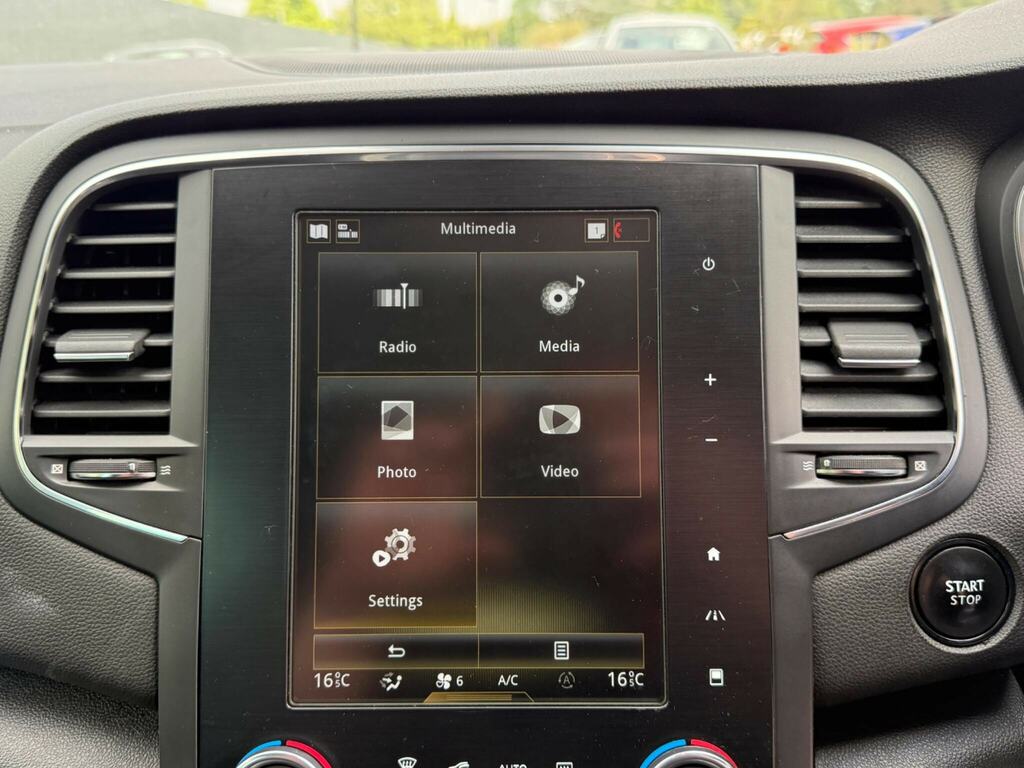 Renault Megane 1.6 Dynamique Vvt 110 Bhp Black #22