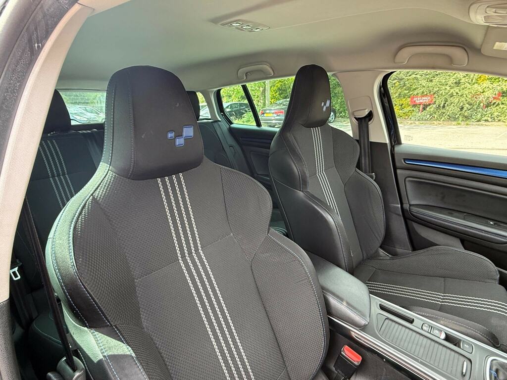 Renault Megane 1.6 Dynamique Vvt 110 Bhp Black #16