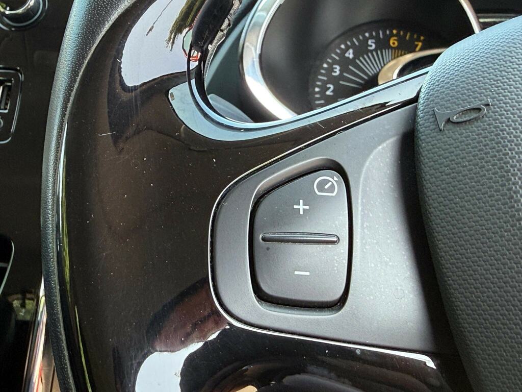 Renault Clio 1.2 Campus Sport I-music Silver #24