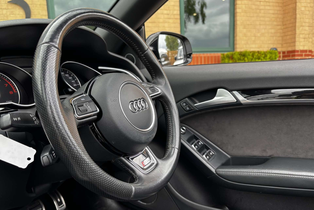 Audi A5 Tfsi S Line Special Edition Plus Convertible Petro White #4