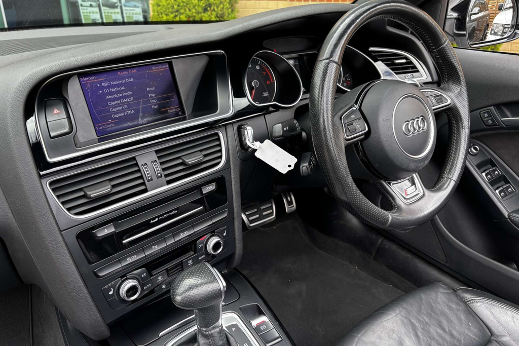Audi A5 Tfsi S Line Special Edition Plus Convertible Petro White #5