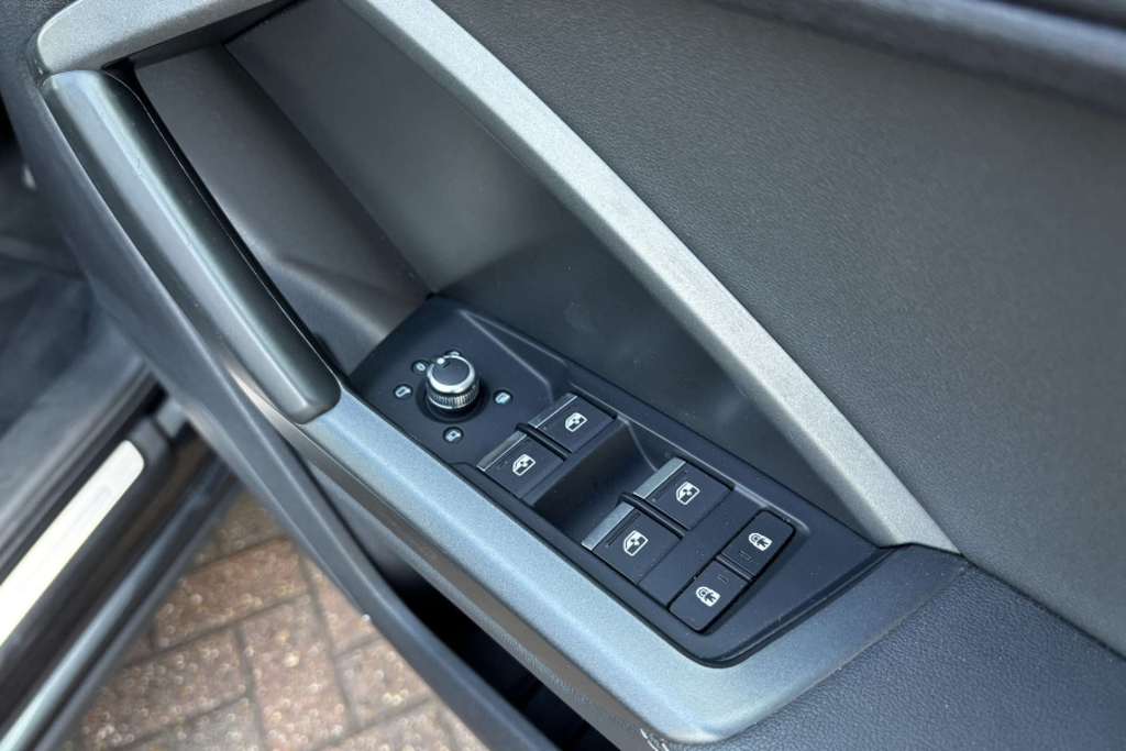 Audi Q3 Tdi S Line Edition Grey #24