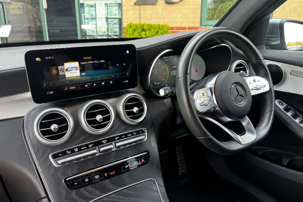 Mercedes-Benz GLC Class Amg Line Premium Suv G-tronic 4Matic Eur #2