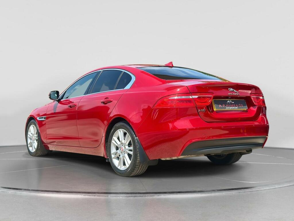 Jaguar XE 2.0 Gtdi Prestige Euro 6 Ss Red #4