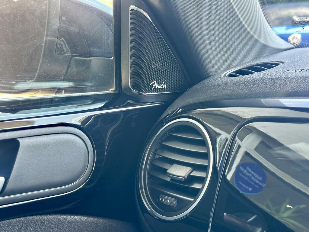 Volkswagen Beetle Hatchback White #23