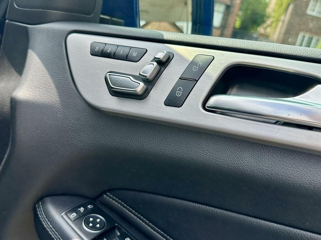 Mercedes-Benz GLE Class Black #29