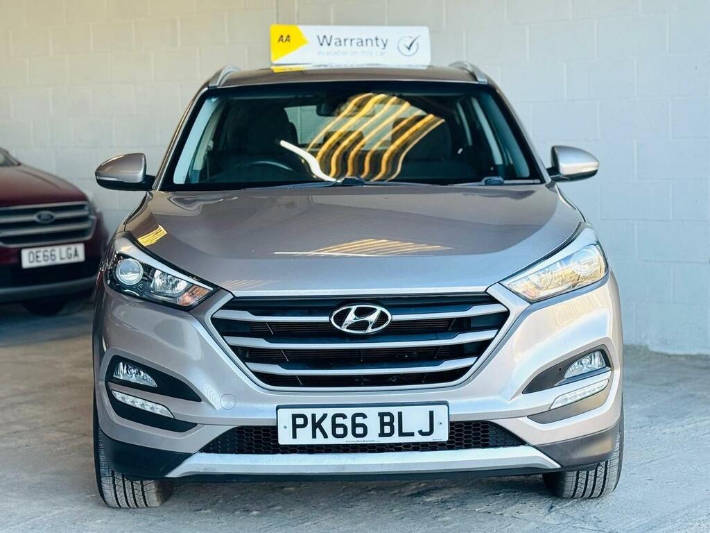 Hyundai Tucson Suv 1.6 Gdi Blue Drive Se Nav Euro 6 Ss 20 PK66BLJ White #2