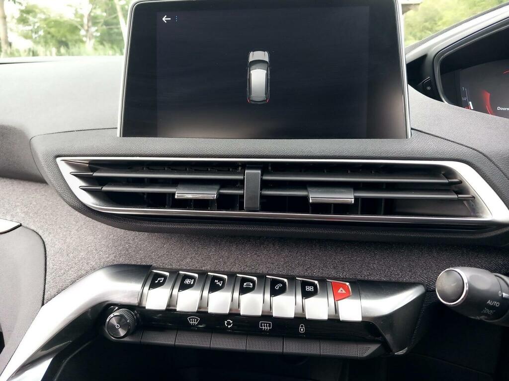 Peugeot 3008 Allure White #17